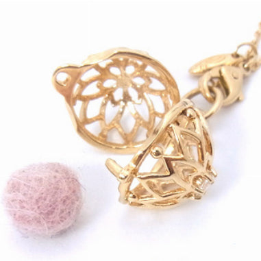 エポラージュ EPAULLAGE K18 ダイヤモンド 磁気ネックレス アロマ